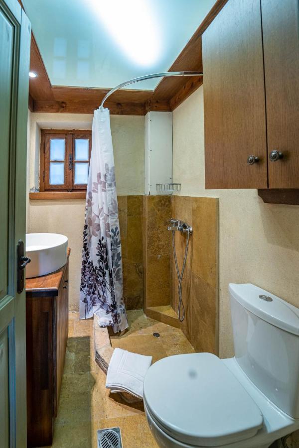 Maisonette Korfes-Κορφές-Μ Δύο Αυτόνομοι Όρoφοι Της Βίλας Κορφές Για Οικογένειες Και Μικρές Παρέες Karpenísion Exteriör bild