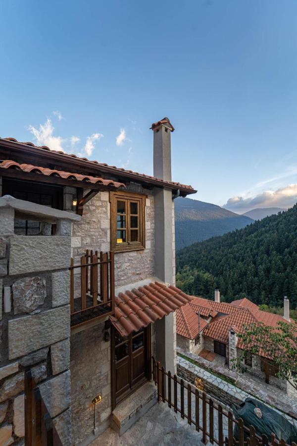 Maisonette Korfes-Κορφές-Μ Δύο Αυτόνομοι Όρoφοι Της Βίλας Κορφές Για Οικογένειες Και Μικρές Παρέες Karpenísion Exteriör bild