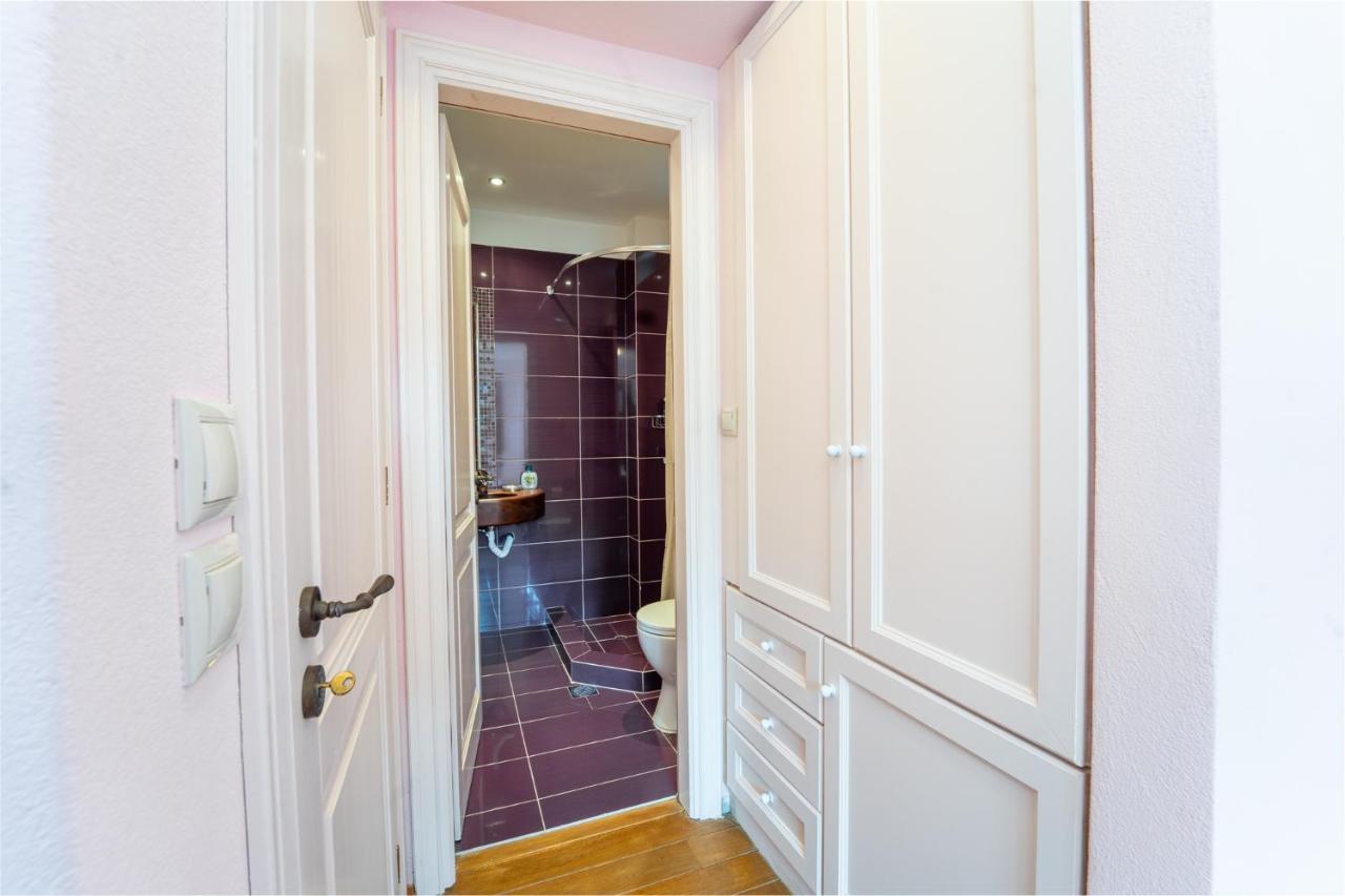 Maisonette Korfes-Κορφές-Μ Δύο Αυτόνομοι Όρoφοι Της Βίλας Κορφές Για Οικογένειες Και Μικρές Παρέες Karpenísion Exteriör bild